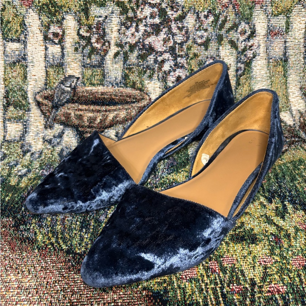 Velvet Blue Women's Flats